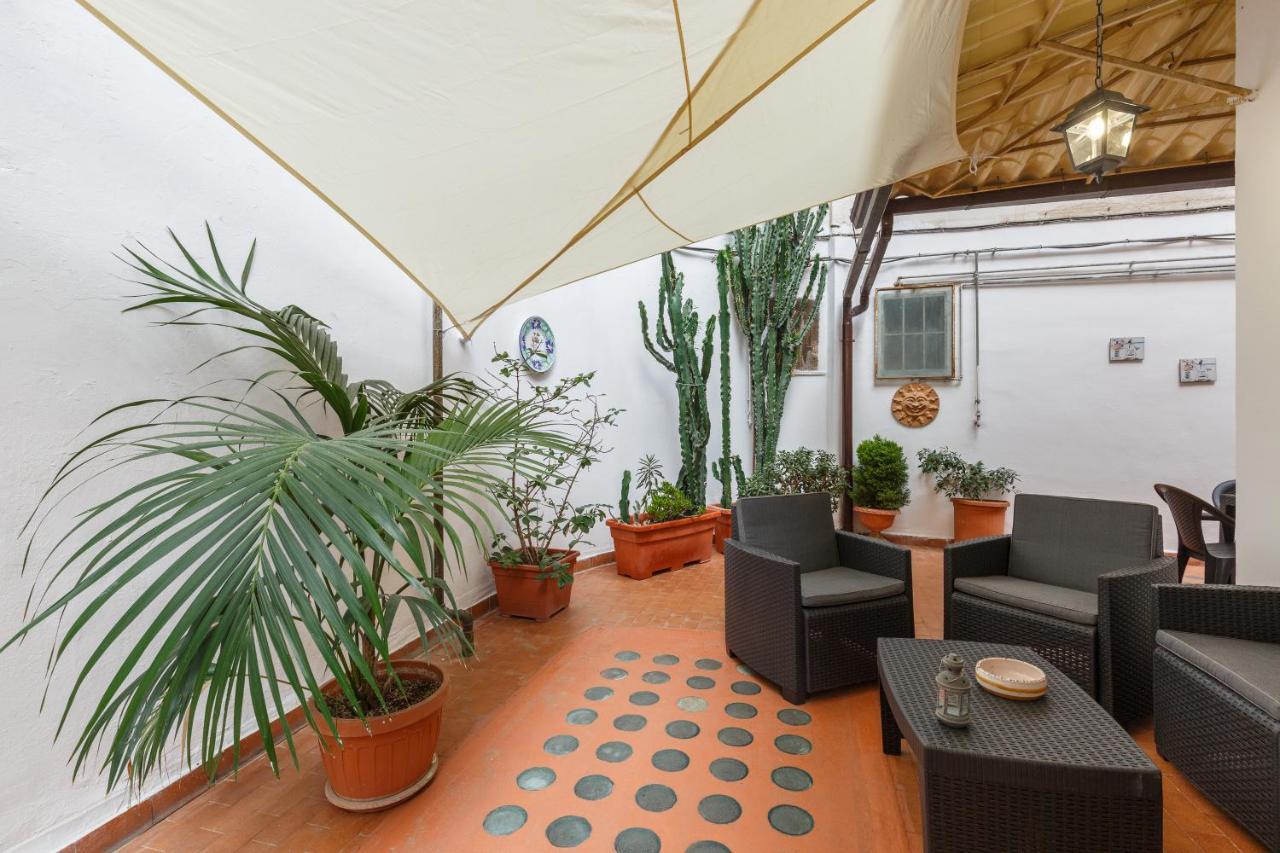 Secret Garden At Battistello Caracciolo Apartment *